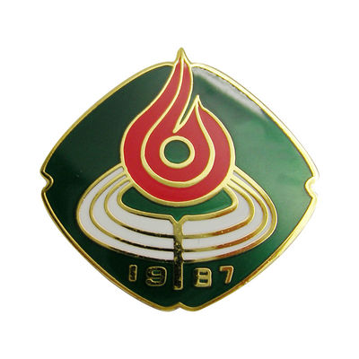 購入 Customized Soft Enamel Pin Badge for Items with Fast Lead Time and Competitive Prices オンライン製造